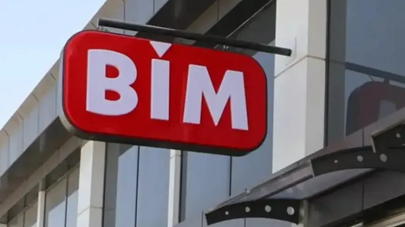 BİM'de Şok İndirim! Üflemeli Saç Şekillendirici Fırsatı!