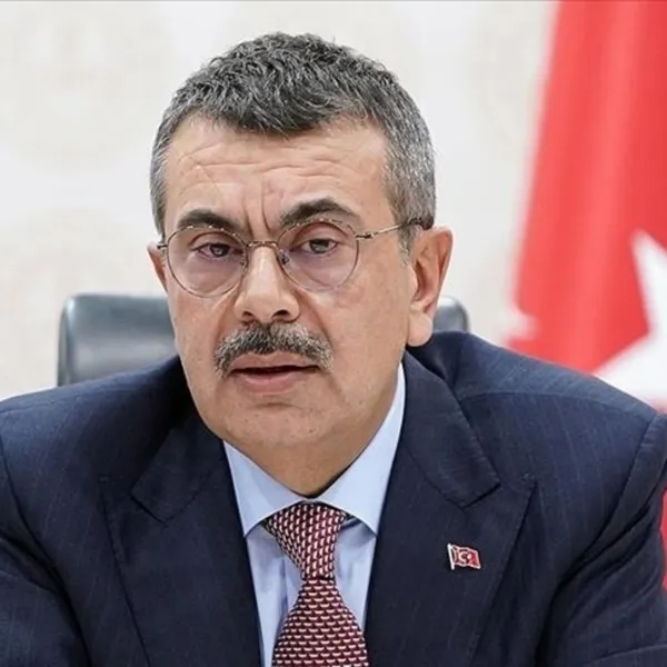 4+4+4 Kalkıyor Mu? Bakan Tekin'den Şok Açıklama!