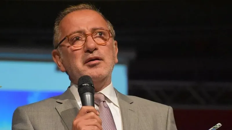 Başkan Erdoğan şahsında milli iradeyi tehdit eden Fatih Altaylı tutuklandı! Mahkemeden nasıl geri vites yaptı? İşte duruşma tutanakları