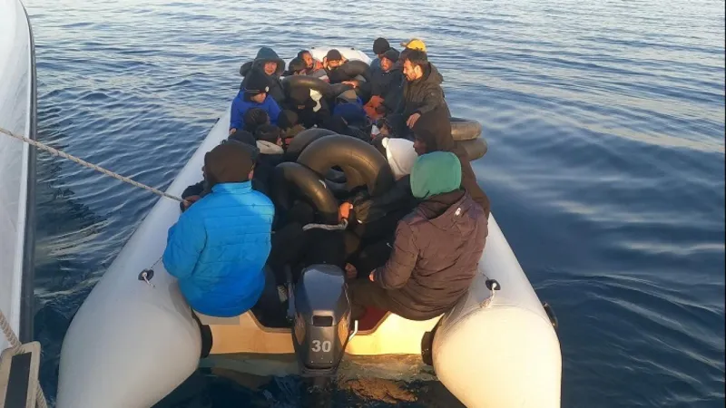 Çanakkale'de Göçmen Operasyonu! 37 Kişi Yakalandı!