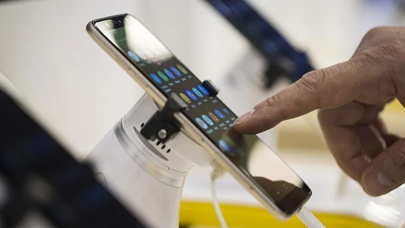 Telefon Fiyatları Düştü Mü? ÖTV Düzenlemesiyle Şok İndirim!