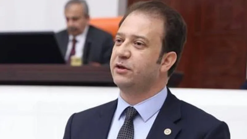 CHP Kars Milletvekili Alp'ten Bakan Tunç'a: Cezaevlerinde kaç kişi açlık grevindedir?