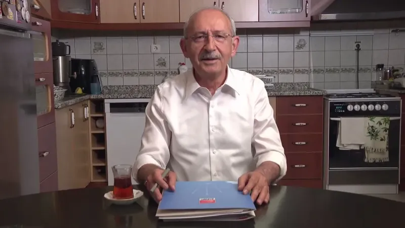 CHP'de koltuğa dönmek isteyen Kemal Kılıçdaroğlu Genel Merkez'e alınmayacağını öğrendi! Partiyi mutfaktan yönetmeye niyetlendi