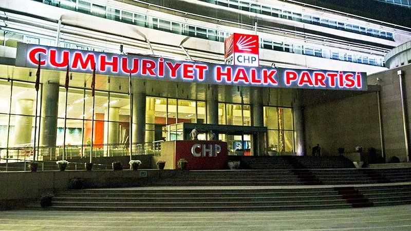 CHP'de Kurultay Krizi! Ankara'ya Üye Akını, Sular Durulmuyor!