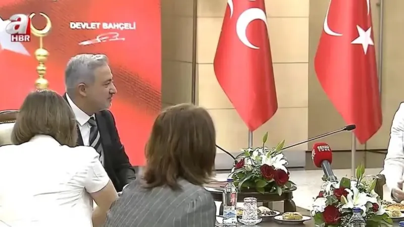 DEM Parti'den MHP'ye bayram ziyareti | Kim kimle bayramlaşıyor?