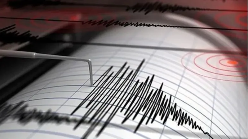Ege Denizi'nde deprem! AFAD'dan ilk açıklama