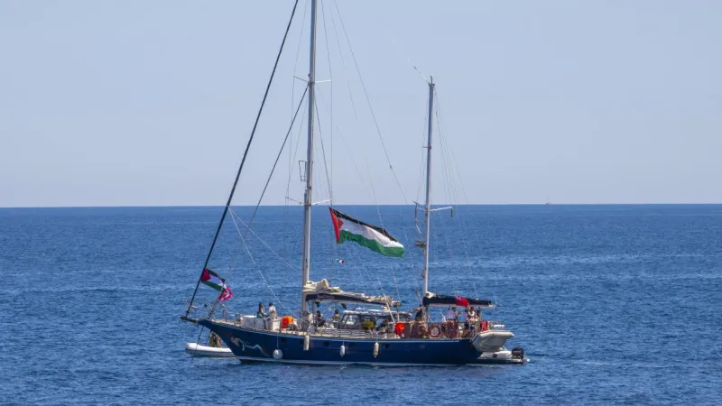 İşgalci İsrail ordusu Madleen gemisinin Gazze'ye ulaşmasını engelliyor