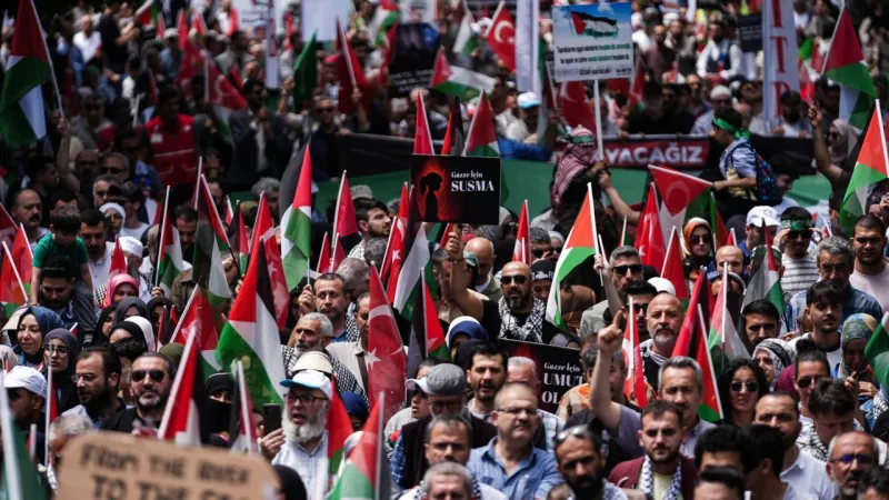 Gazze İçin İstanbul Ayakta! Destek Yürüyüşüyle Ses Getirdiler