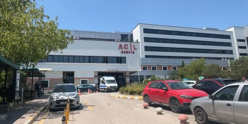 Kıyma Makinesi Faciası! Genç Çalışanın Parmakları Koptu
