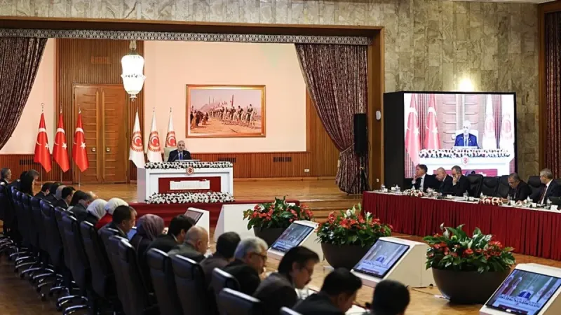 Komisyonda İmralı notları okundu... Kilit mesele Suriye konusu! Elebaşı Abdullah Öcalan ne dedi?