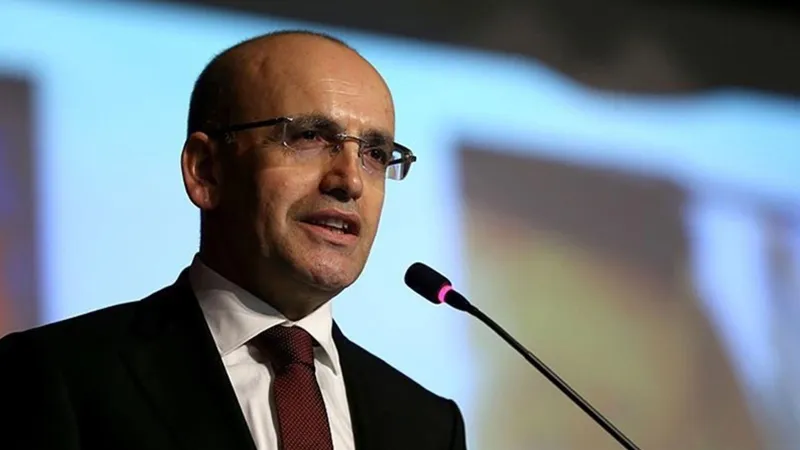 Şimşek'ten Sanayi Üretimi Açıklaması: Beklenen Artış Mı?