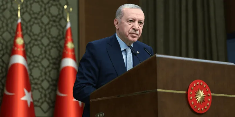 Erdoğan'dan Kritik Hamle! Macron ve Putin ile Aynı Anda Görüştü