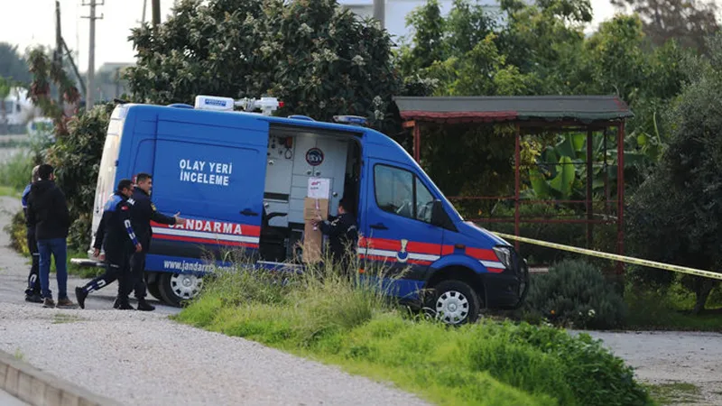 İzmir'de Kan Donduran Olay! 19 Yaşındaki Aysun Hayatını Kaybetti