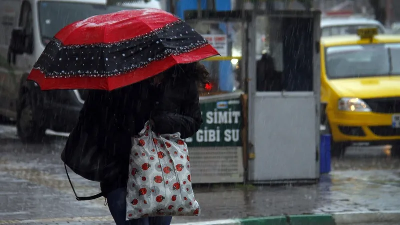 Marmara Alarmda! Meteoroloji'den 6 İl İçin Kuvvetli Yağış Uyarısı