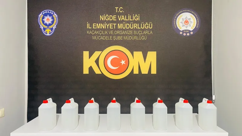 Niğde'de 1 milyon 50 bin dolu makaron ele geçirildi