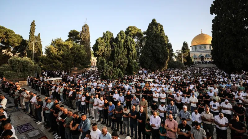 Mescid-i Aksa'da Cuma Namazı Şoku! Neler Oluyor?