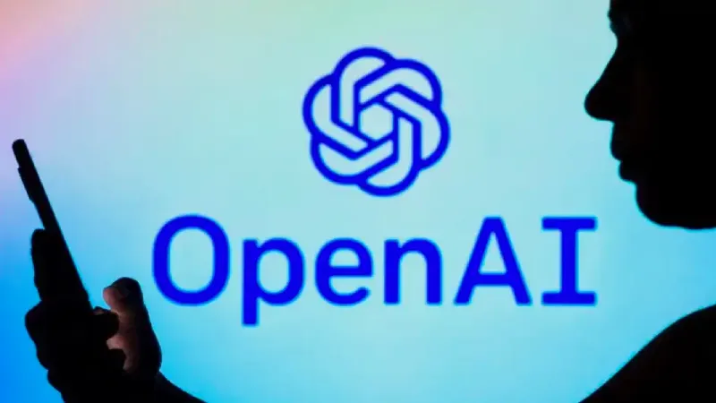 OpenAI, Apple'ın eski tasarımcısının girişimini satın alacak