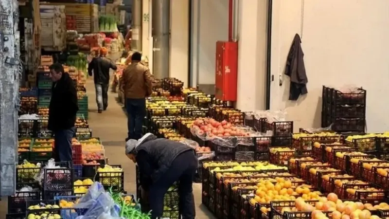 Tarladan pazara gelen üründe büyük uçurum! Fahiş fiyatı bitirecek hamle: Hal yasası