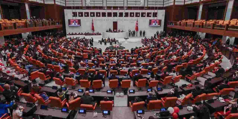 TBMM'de bu hafta: İnfaz düzenlemelerini içeren kanun teklifinin Meclis Başkanlığı’na sunulması bekleniyor