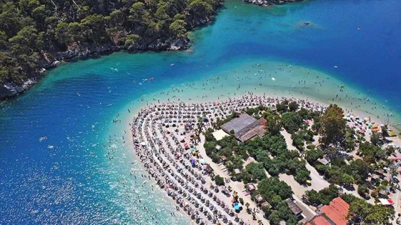 Turizm Geliri Rekor Kırdı! 6 Ayda 25.8 Milyar Dolar Kazanç