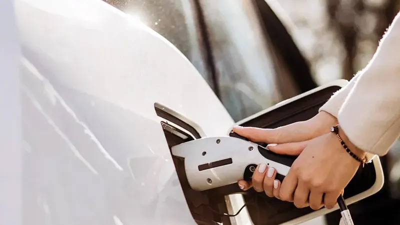 Türkiye'de satılan her 10 otomobilden 4'ü elektrikli ya da hibrit