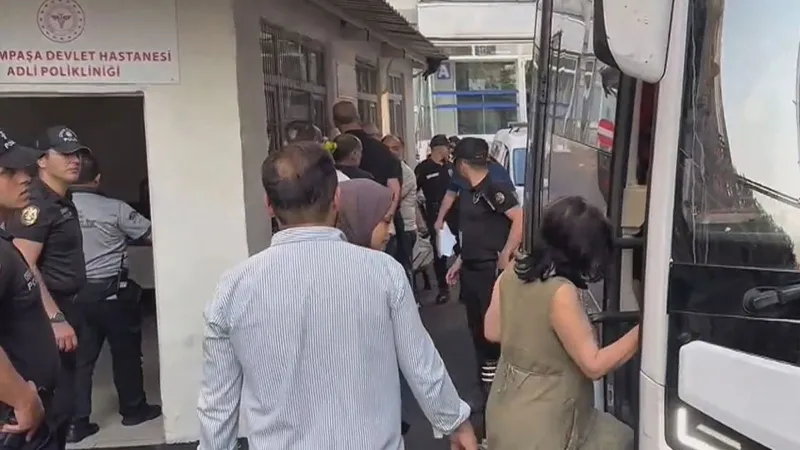 Yedikule'de Bıçak Parası Skandalı! 11 Doktor Adliyede!